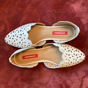 White Pointed Toe Flats